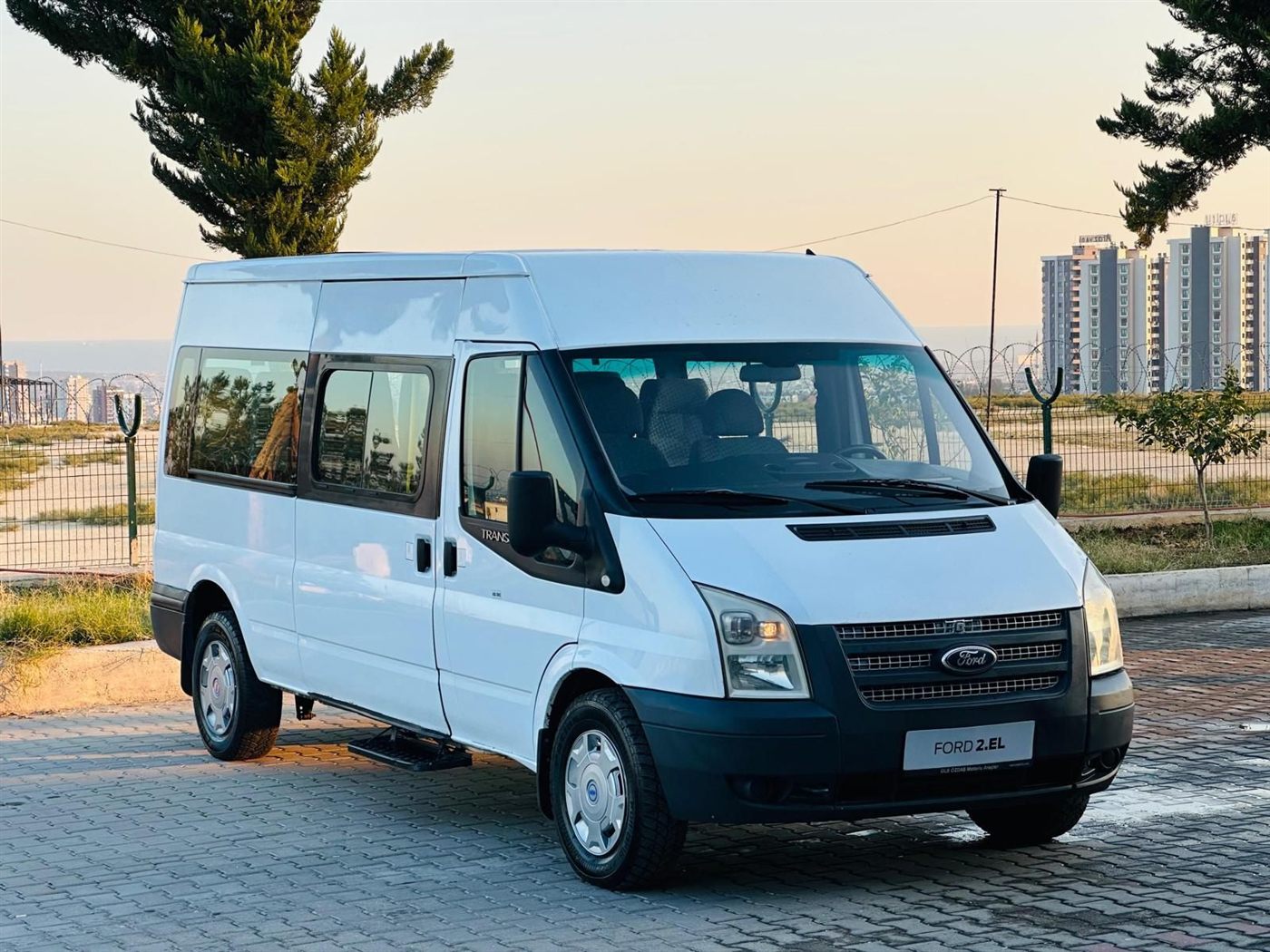 Ford Transit minibüs